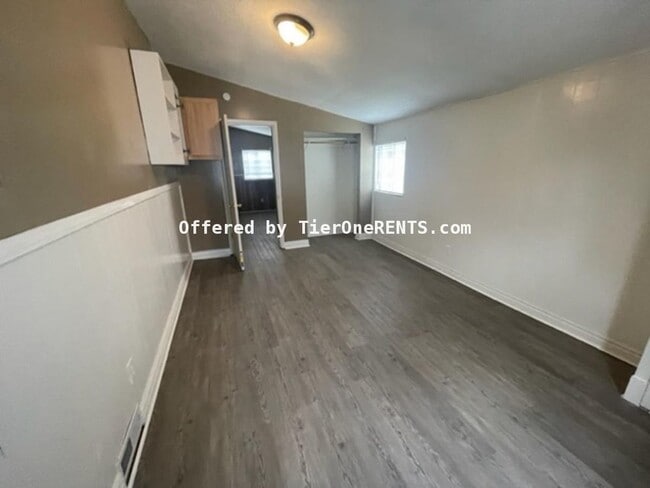 Building Photo - NO DEPOSIT option available for qualified renters