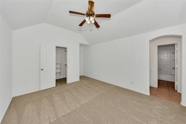 Building Photo - 9872 Bradford Grove Dr