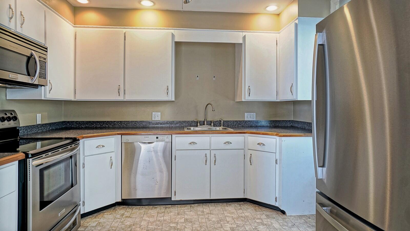 Kitchen - 84 High St
