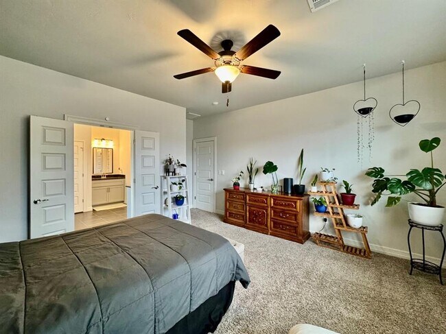 Building Photo - 8501 NW 109th Terrace