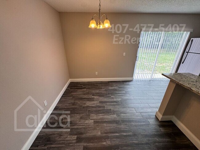 Building Photo - 3756 Dartford Dr