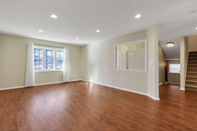 Building Photo - 2844 Wildwood Rd