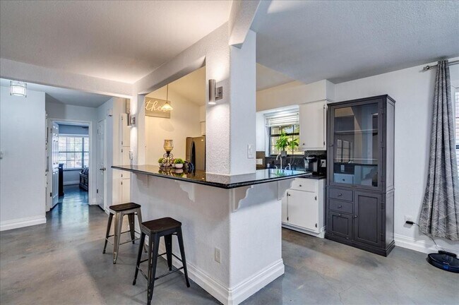 Building Photo - 8518 Fathom Cir