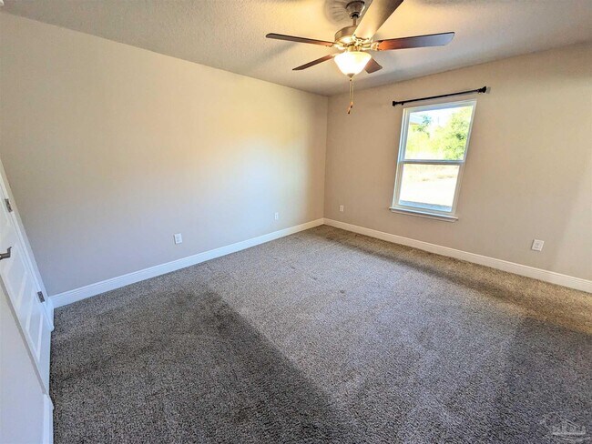 Building Photo - 7799 Ira Dr