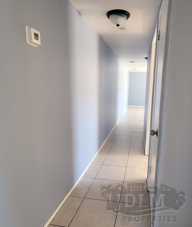 Building Photo - 3810 N 56th St