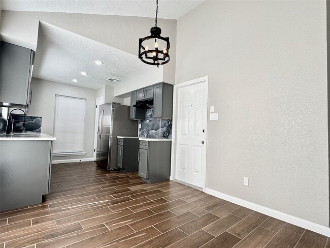 Building Photo - 15218 Falcon Ridge Dr