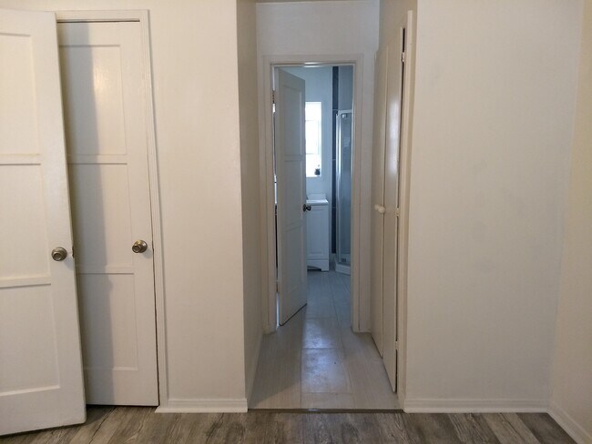 Bedroom - 206 N Florence St