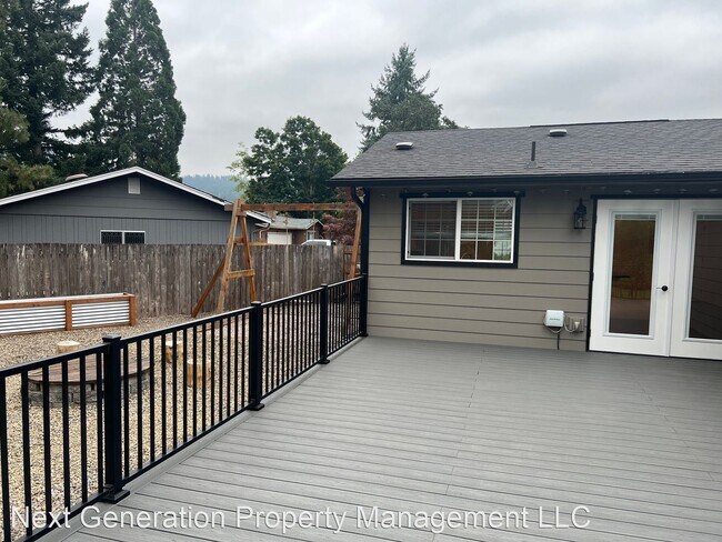 Building Photo - 3 br, 1 bath House - 751 Laksonen Loop