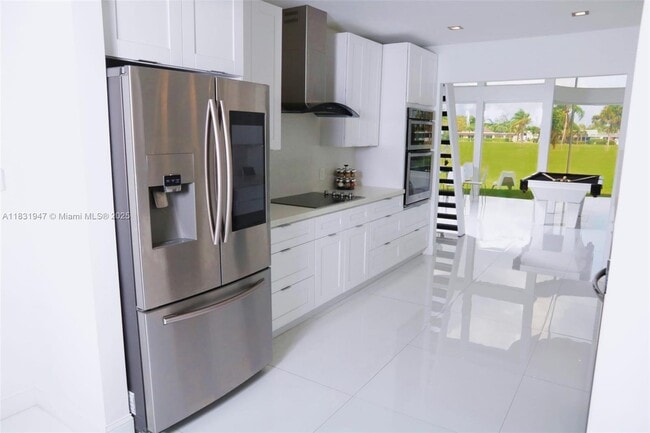Building Photo - 6003 Umbrella Tree Ln