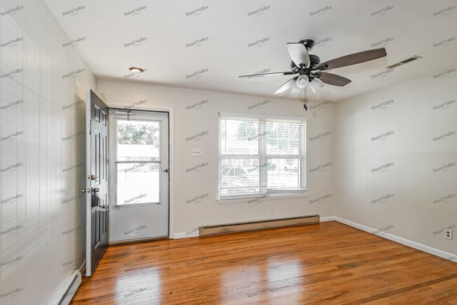 Building Photo - 1245 Bal Harbor Dr