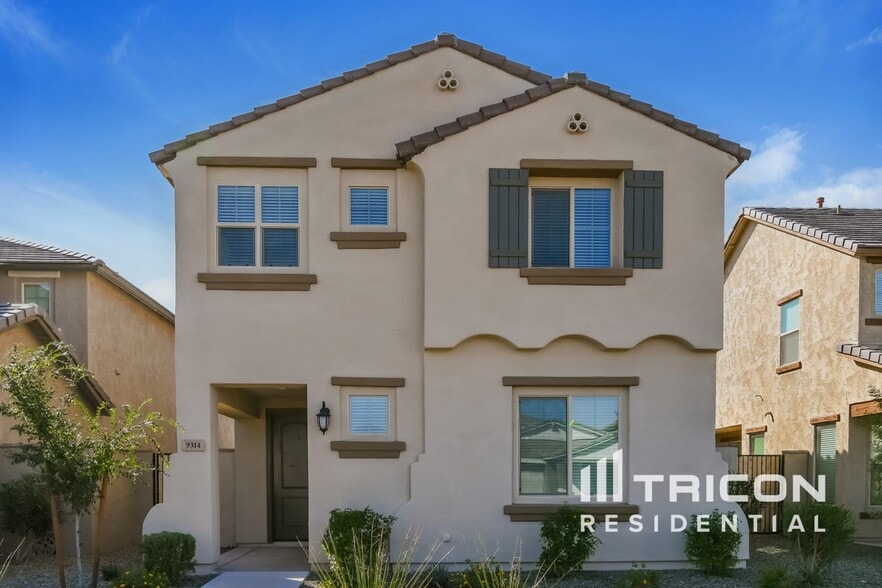 Primary Photo - 9314 E Strobe Ave