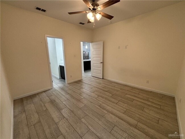 Building Photo - 212 Lauryn Dr