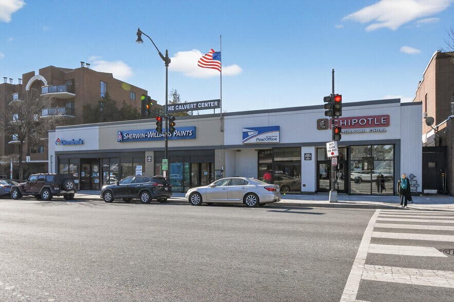 Wisconsin Ave. storefronts - 3925 Davis Pl NW