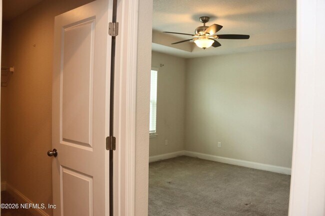 Building Photo - 13184 Holsinger Blvd