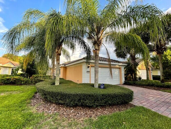 Building Photo - Capri Villa in Village Walk-11831 Iselle D...