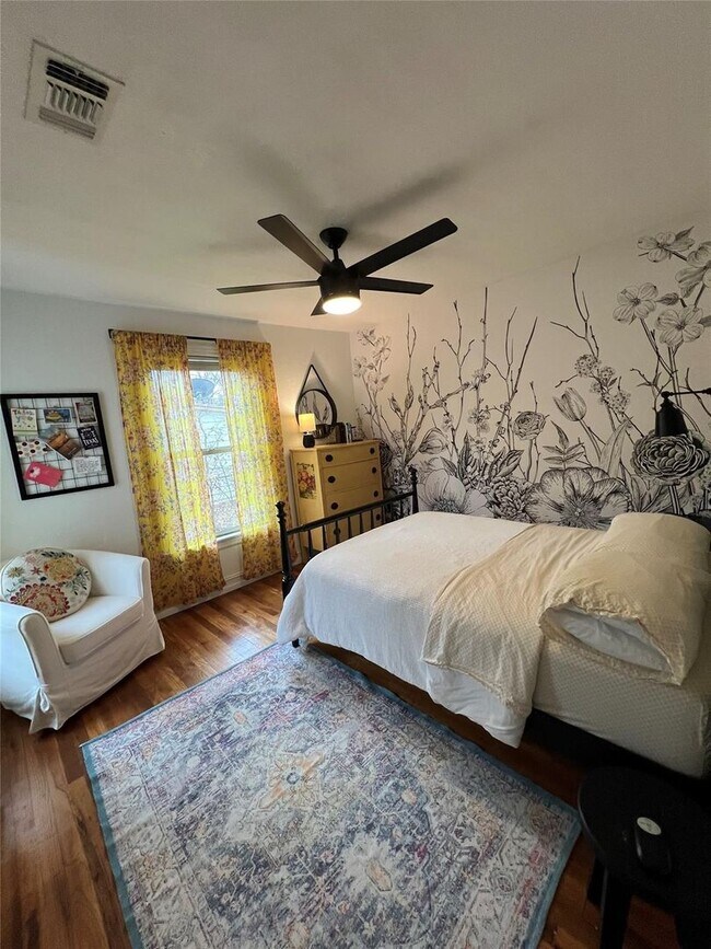 Building Photo - Amazing 3 Bed, 2 Bath Rental in Desirable Oakhurst Subdivision of Fort Worth- 76111
