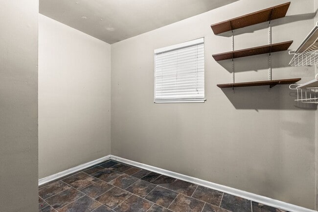 Building Photo - Updated 3BR/2BA Brick Home with Hardwood Floors & Large Yard