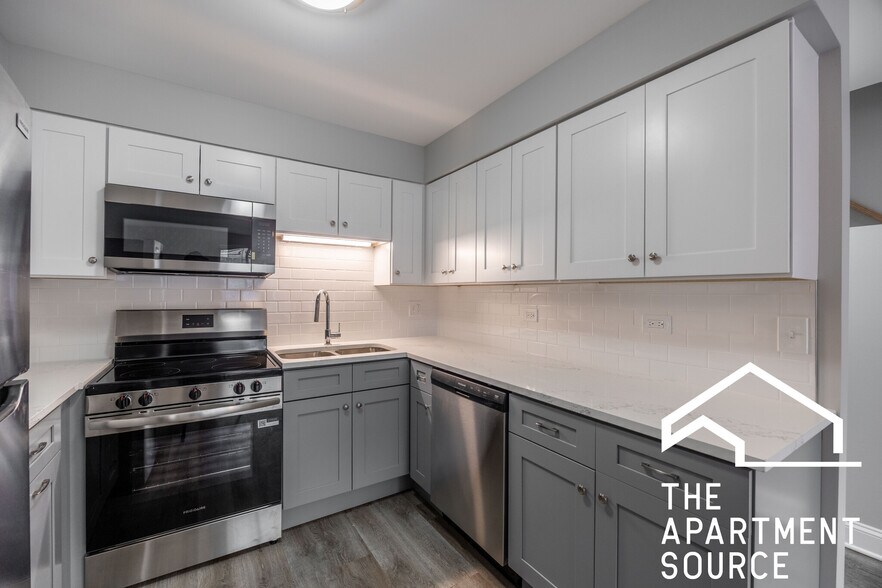 Building Photo - 744 W Gordon Ter