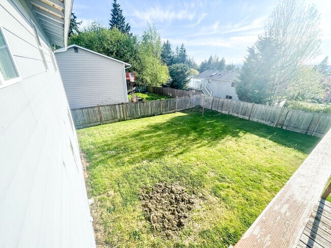 Building Photo - 3 Bedroom Arlington Home