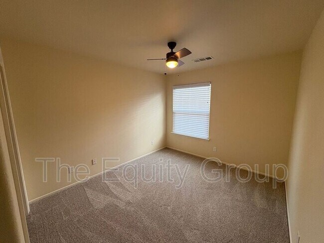 Building Photo - 1155 Meadow Ave