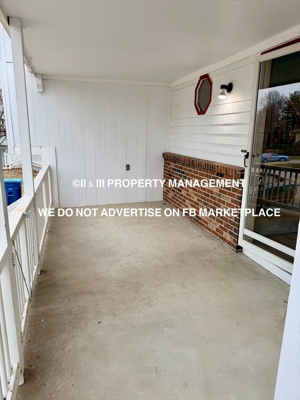 Building Photo - 1213 NE Ball Dr