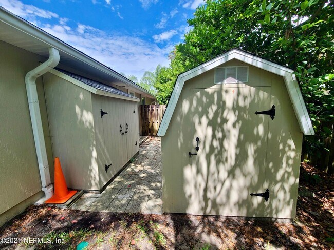 Building Photo - 1308 Holmes Landing Dr