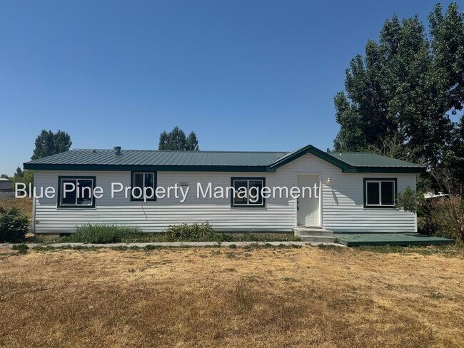 Primary Photo - 6405 North 13th East