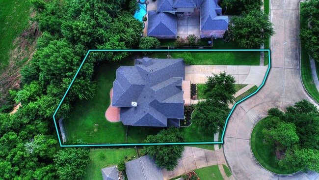 Building Photo - 1030 Bayou Vista Ct