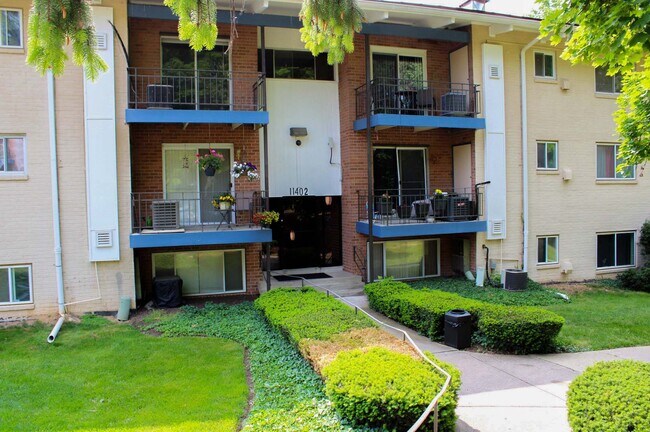 Building Photo - 11402 Cherry Hill Rd