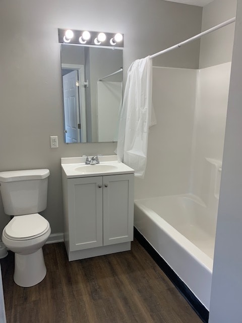 Building Photo - 39 Pine Dr