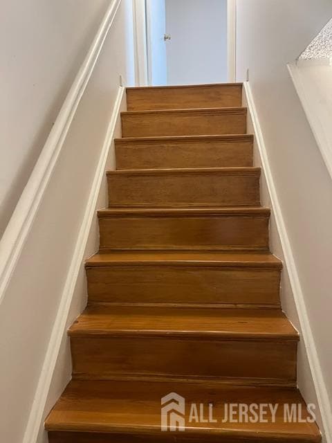 Building Photo - 304 Hampshire Dr