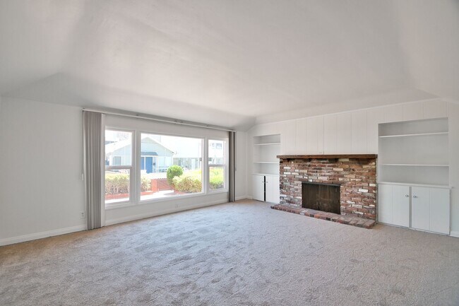 Building Photo - j27