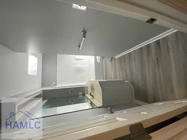 Building Photo - 300 Robinson Loop