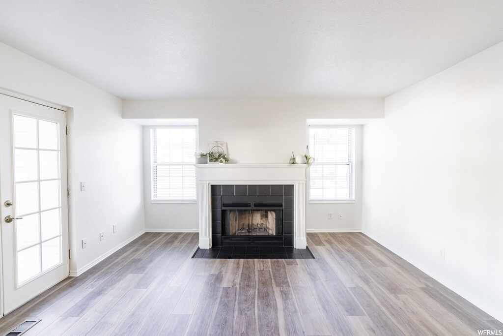 Living Room - 822 E Gatewood Dr