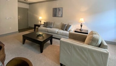 Building Photo - 70 Venue Wy