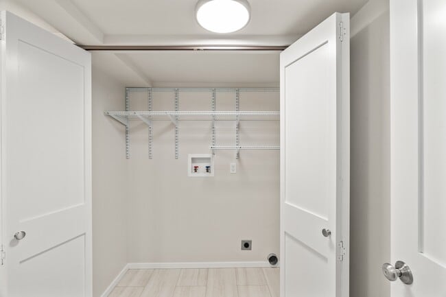 Building Photo - 117 Benthein Rd