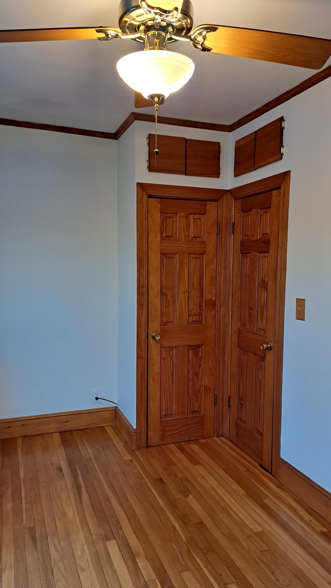 Primary bedroom - 200 Park Ave