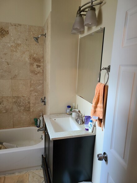 Building Photo - 1193 Commonwealth Ave