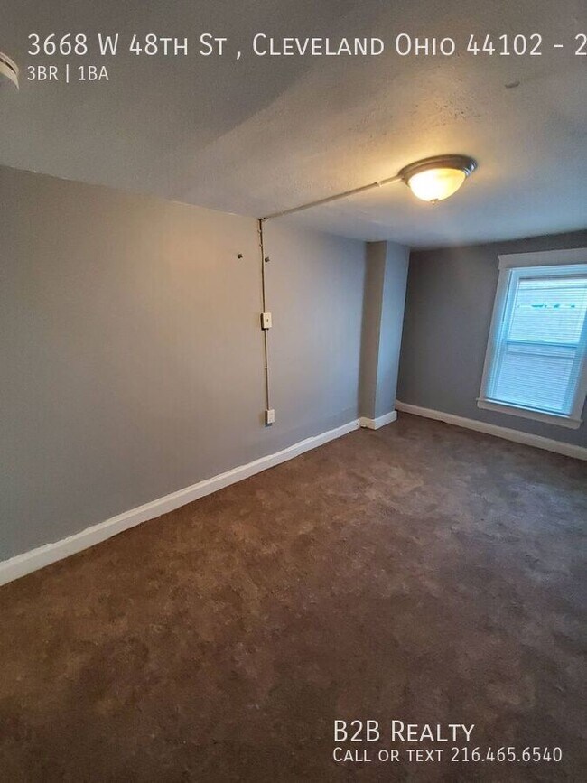 Building Photo - 3668 W 48th St