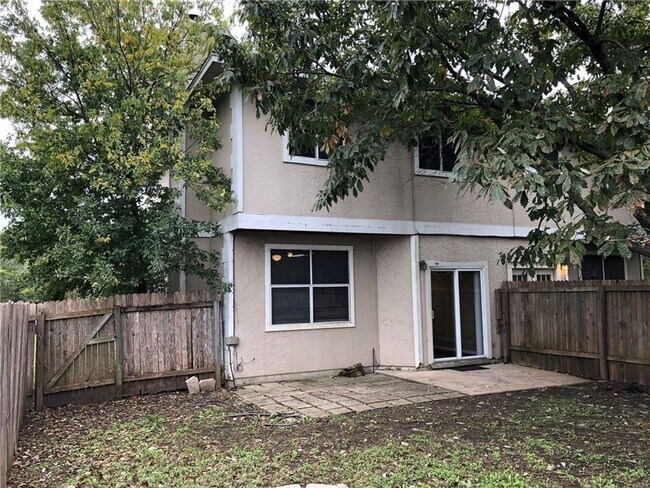 Building Photo - 8102 Willet Trail