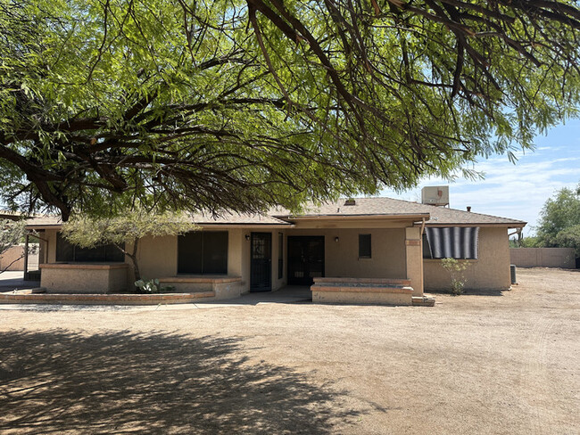 Primary Photo - Beautiful 3 Bed 2 Bath home in Phoenix!