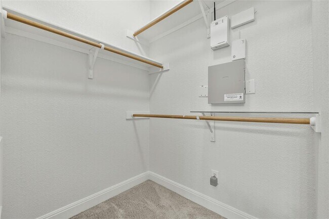 Building Photo - 1900 Jentsch Ct