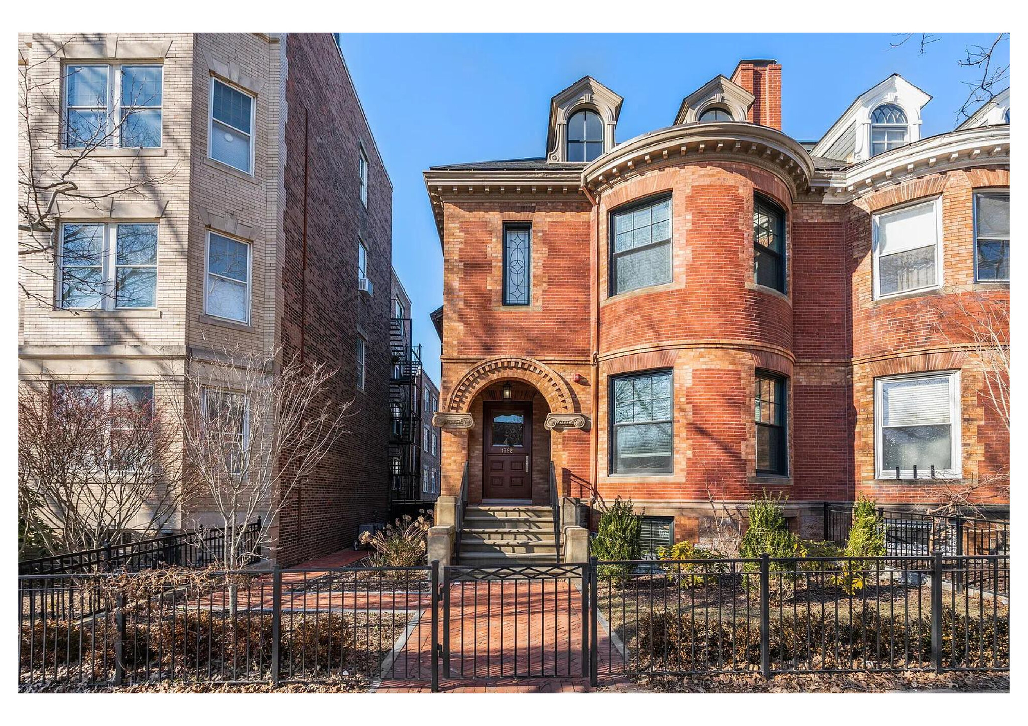 Building Photo - 1763 Beacon St