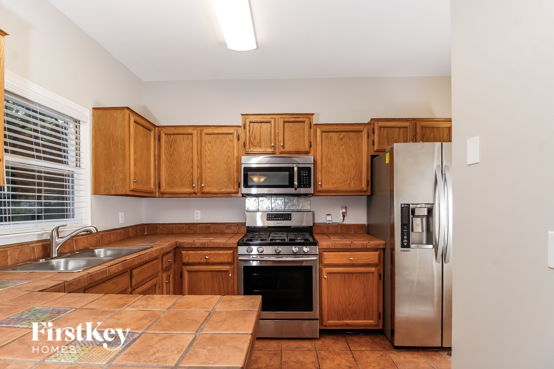 Building Photo - 3612 River Lake Ct