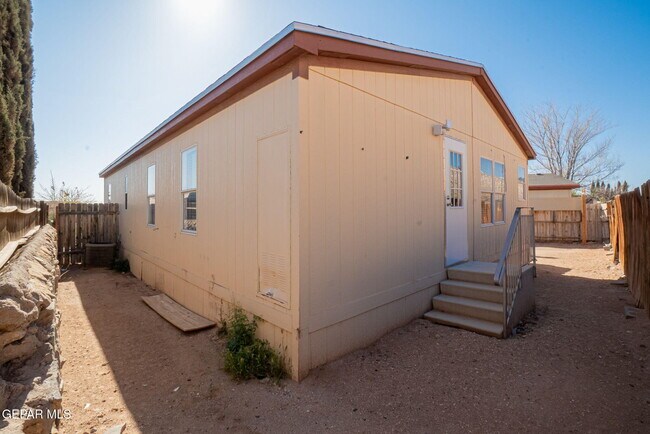 Building Photo - 11827 Quail Bush Cir