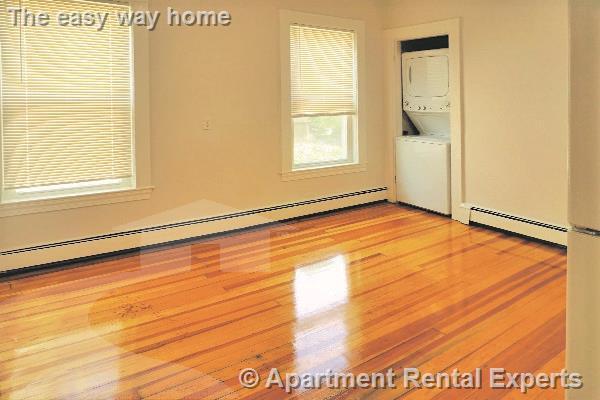 Building Photo - 339 Beacon St