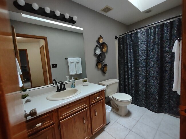 Building Photo - 4465 Masters Ct