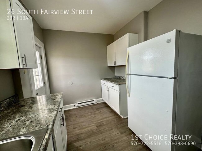 Building Photo - 26 S Fairview St