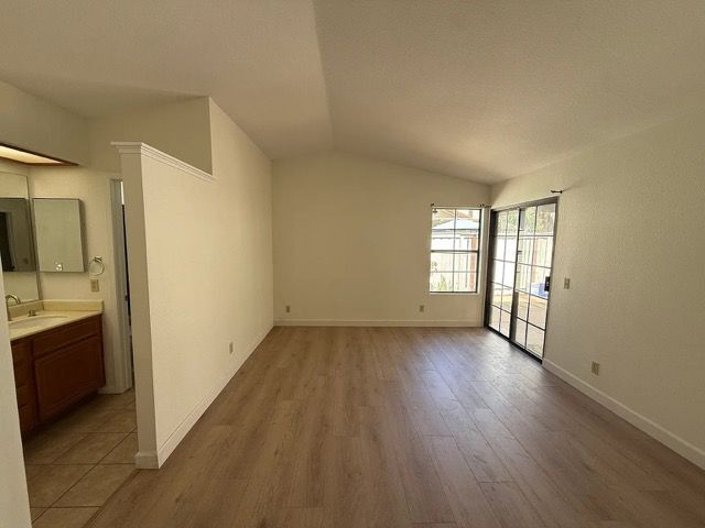 Building Photo - 665 Cartpath Pl