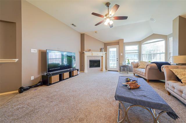 Building Photo - 18667 Gibbons Dr